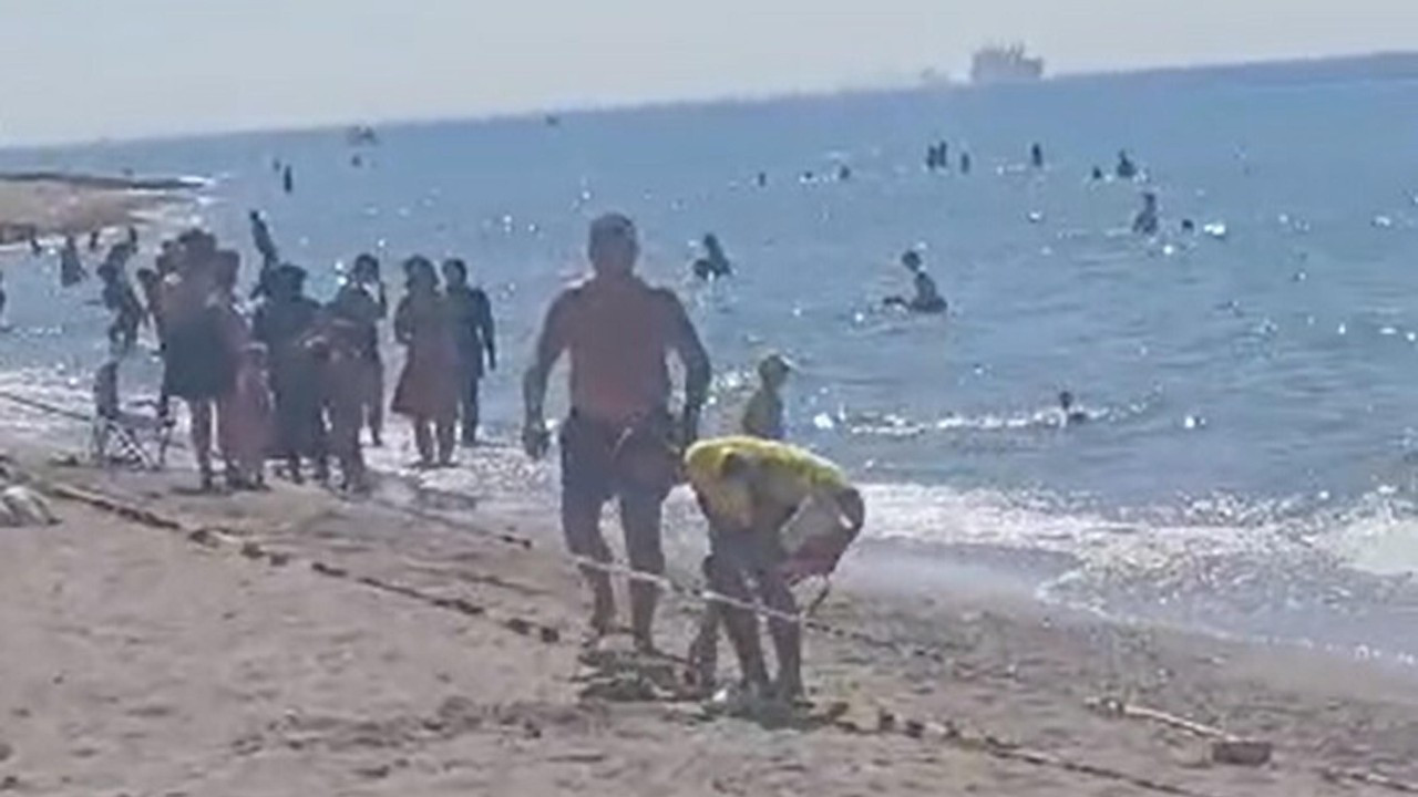 Çanakkale'de halk plajında patlamamış top mermisi bulundu