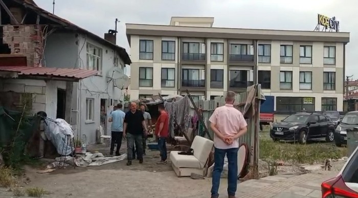 Eski kocasının 6 kurşunla vurduğu kadın öldü