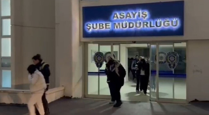 Ankara'da 'taciz' numarasıyla gasp iddiasına 6 tutuklama