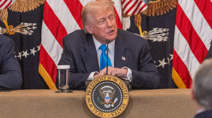 Donald Trump: "Ben akıllı bir sesim ve dinlenmeliyim"