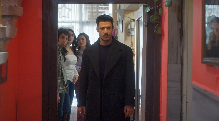 İnci Taneleri’nde gizem derinleşiyor