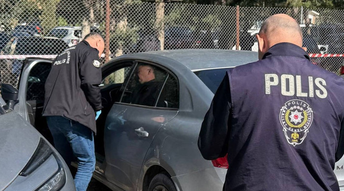 Nöbetten çıkan anestezi teknikeri otomobilinde ölü bulundu