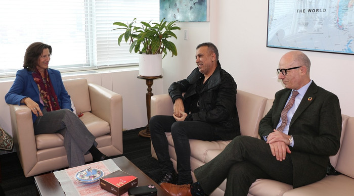 Haluk Levent Gazze içi̇n sözünü tuttu, BM ayakta alkışladı