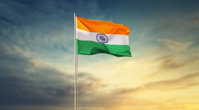 Hindistan'da fabrikada patlama: 21 ölü