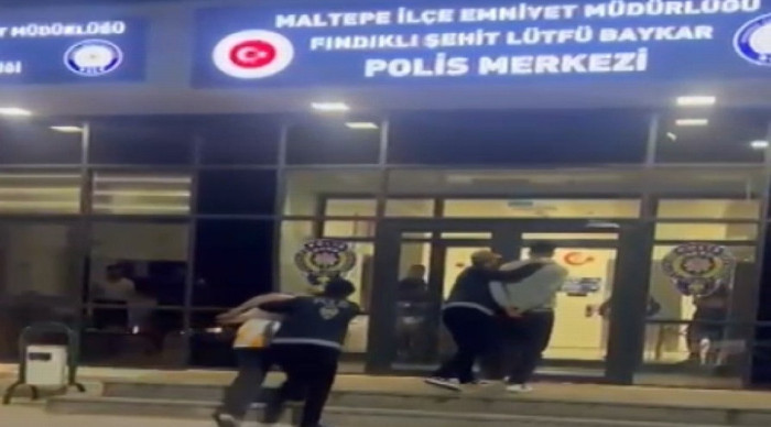 Maltepe'de uyuşturucu operasyonu: 5 gözaltı