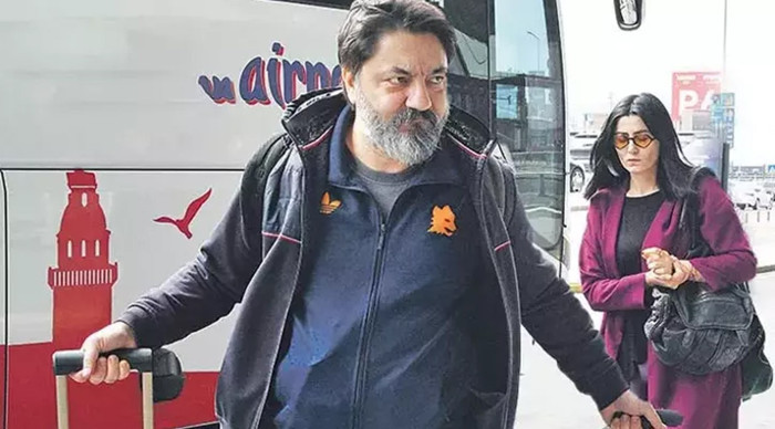 Deniz Çakır ve eşinin baş başa tatili