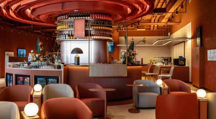 TAV İşletme Hizmetleri, Sofya Havalimanı’nda yenilenen konseptini tanıttı