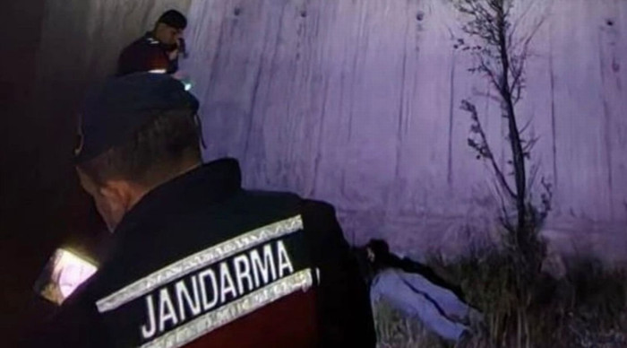 İstinat duvarından düşen genç adam öldü