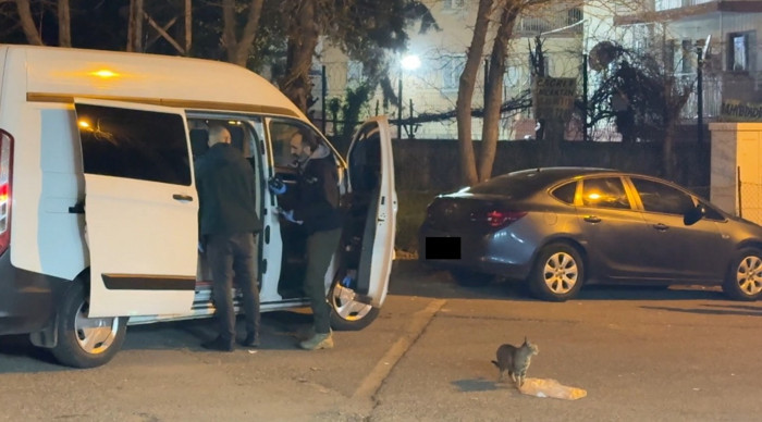 Diyarbakır'da dehşet! Eşini öldürüp, kızını yaraladı