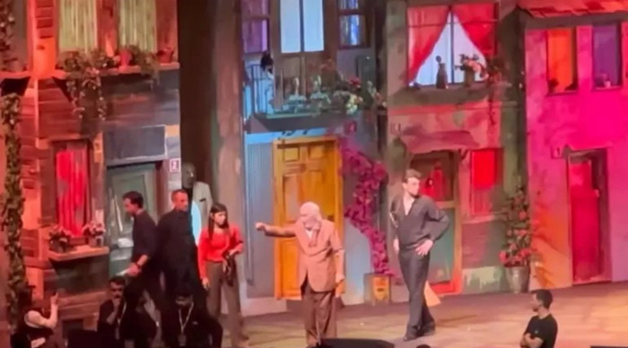 'Gırgıriye Müzikali'nde ortalık karıştı