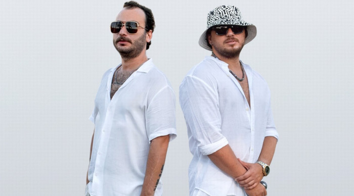 Kaan Boşnak ve Anıl Piyancı’dan: "Çatıdaki Yağmurum"