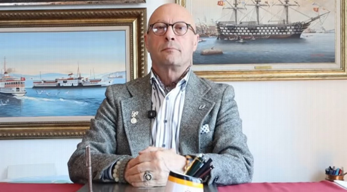 Erol Mütercimler: "CHP'ye yapılan politik operasyonlar..."