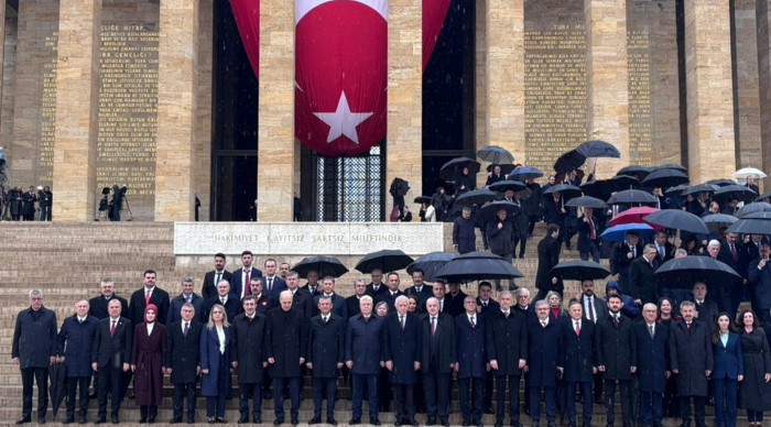 Devlet erkanı Anıtkabir'de