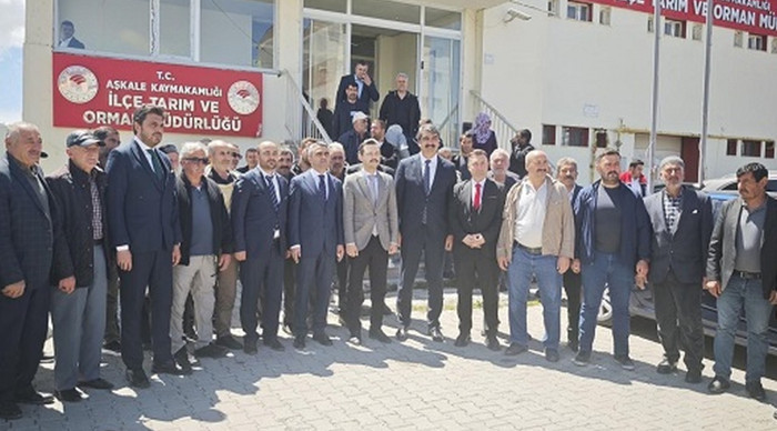 Akfen Yenilenebilir Enerji'den üreticilere yüzde 70 hibeli arılı kovan desteği