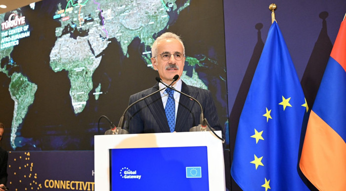 Bakan Uraloğlu, Belçika'da