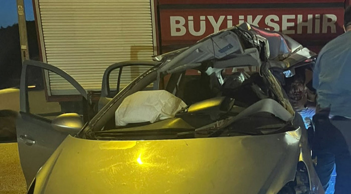 Kayseri’de hafif ticari araç ile otomobil çarpıştı: 1 ölü, 6 yaralı