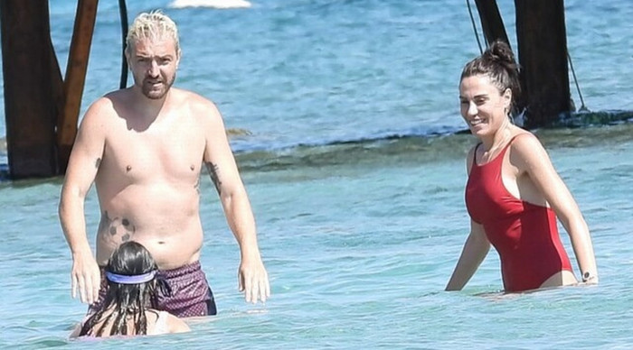 Şükran Ovalı ve Caner Erkin tatilde görüntülendi