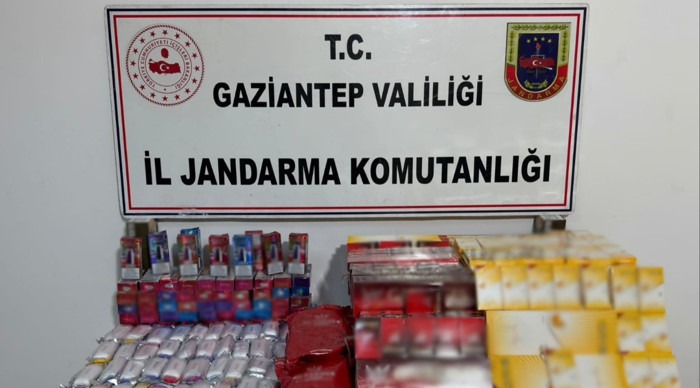 Gaziantep'te 1 milyon TL değerinde kaçak ürün ele geçirildi
