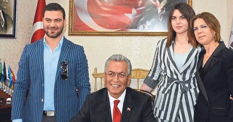 Torbalı Belediye Başkanı oğlunun işine son verdi