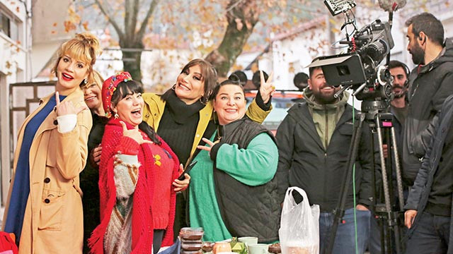 Hande Yener: "Diyalog ezberlemek zormuş" - Resim : 2