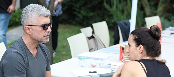 Ünlü oyuncular okuma provasında buluştu