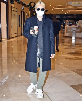 Gülşen yeni yılın ilk alışverişini yaptı