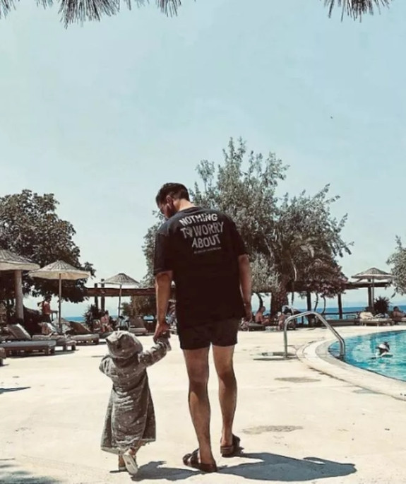 Hadise ve Kaan Yıldırım cephesinde dikkatlerden kaçmayan detay!