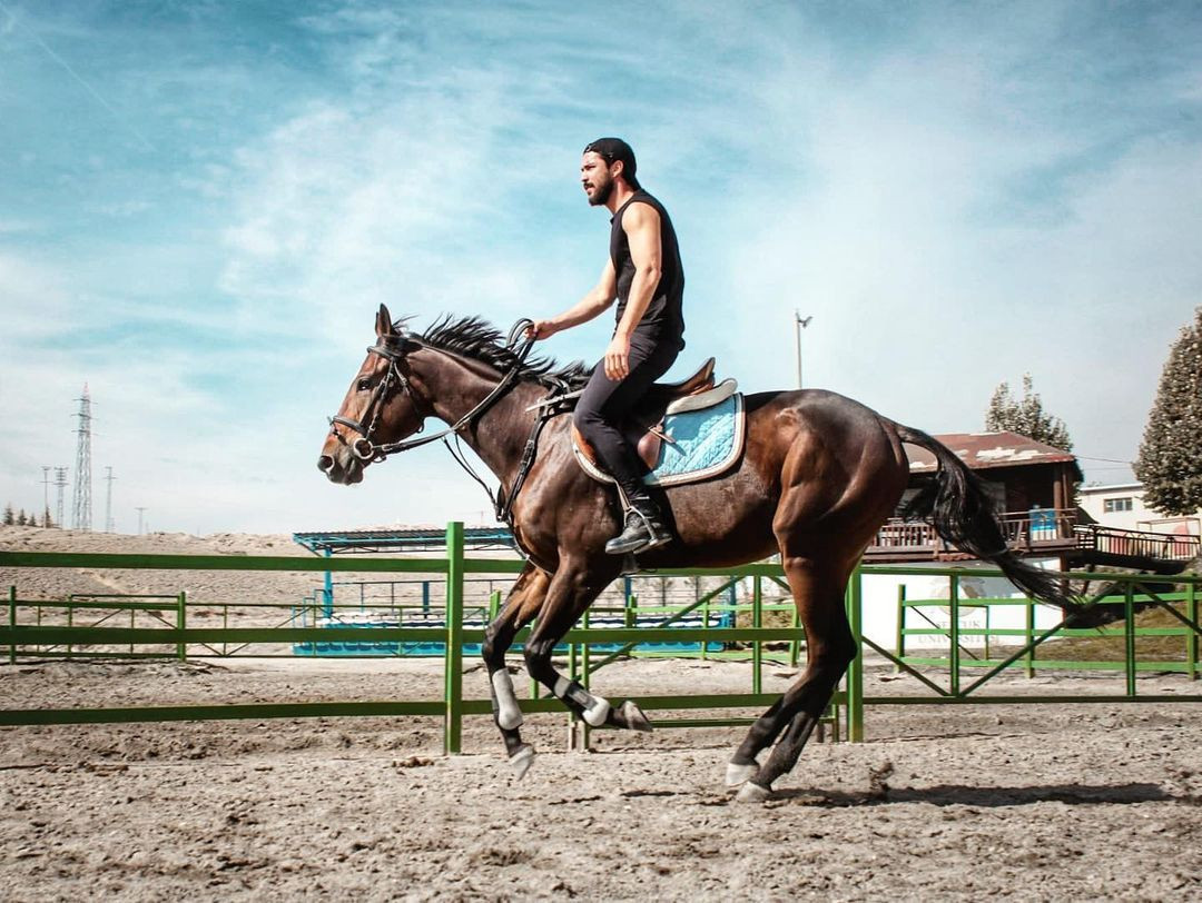 Kaan Yıldırım usta bir binici oldu