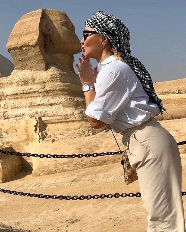 Metin Şen'den boşanan Aslı Gümüşel kendini çöllere vurdu - Resim : 2