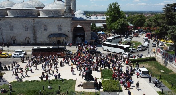 Edirne'ye "Kakava-Hıdrellez Şenlikleri" akını