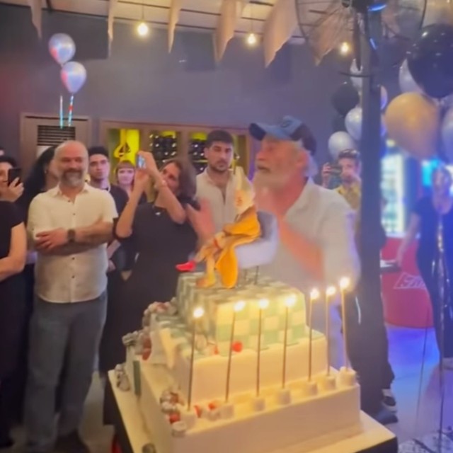 Haluk Bilginer'e 70. yaş sürprizi - Resim : 4