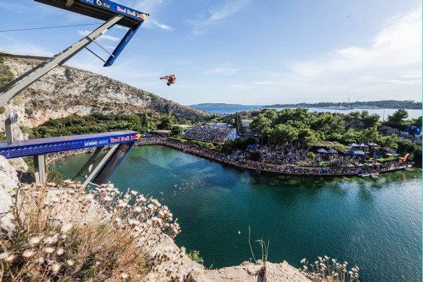 Red Bull Cliff Diving Dünya Serisi’nin 100’üncü etabı Boston’da gerçekleşecek
