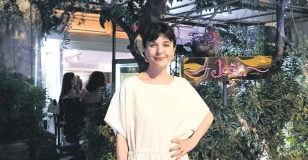 Gonca Vuslateri'nden müjdeli haber! Asya'ya kardeş mi geliyor?