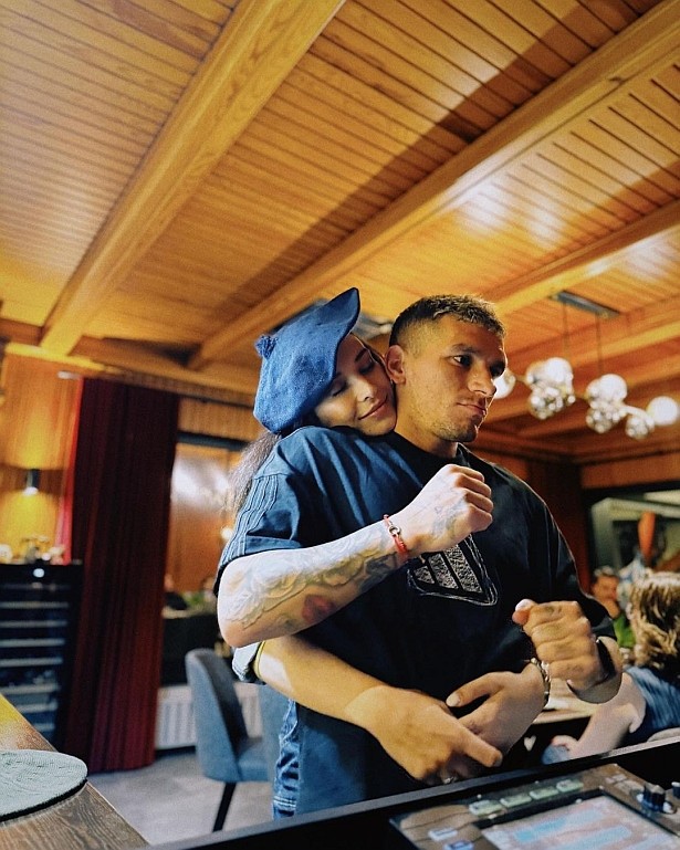 Devrim Özkan & Lucas Torreira aşkı tam gaz devam ediyor