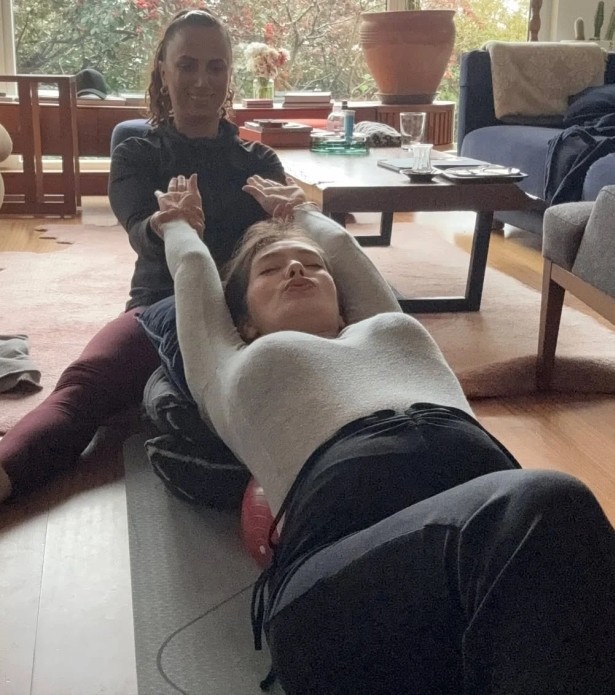 Neslihan Atagül hamile pilatesiyle doğuma hazırlanıyor - Resim : 2