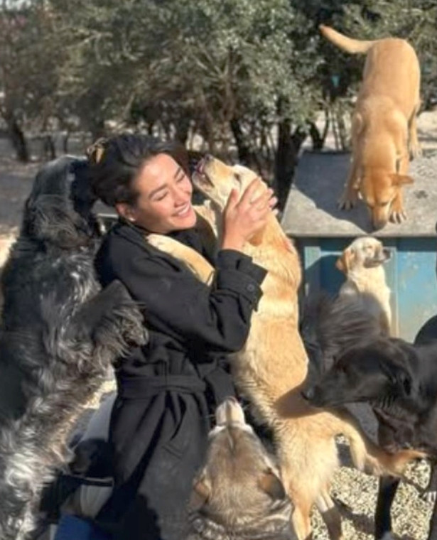 Aybüke Pusat aracılığıyla HEPAD'e bağış da arttı