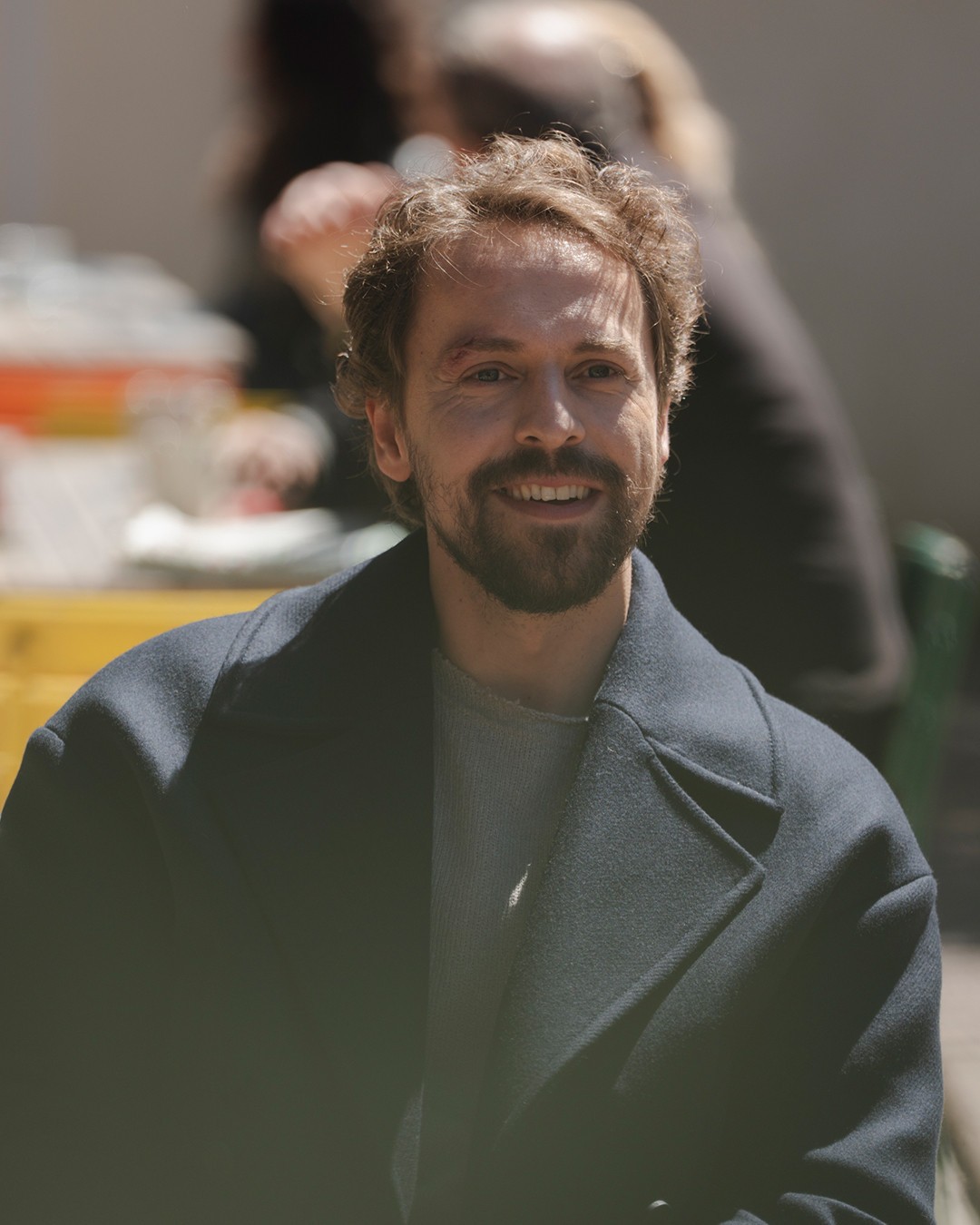 Hande Erçel'in hikâyesini yazdığı "İki Dünya Bir Dilek" filminden ilk kareler - Resim : 2