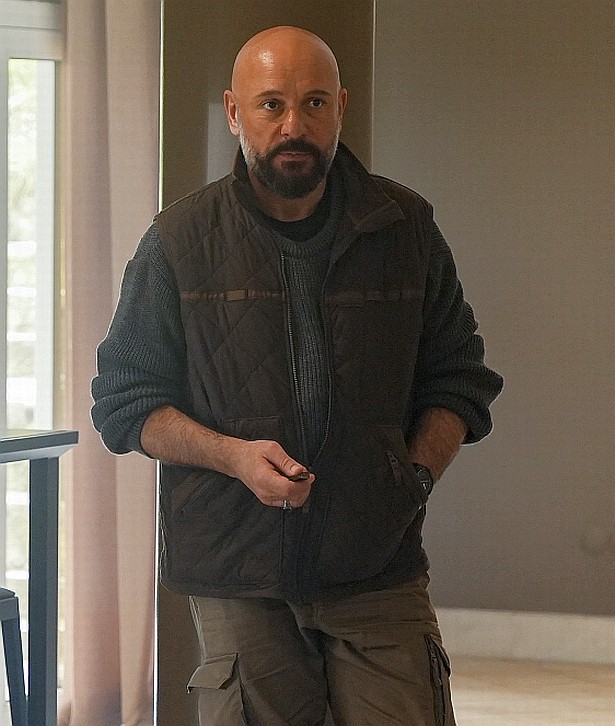 Tolga Tekin, 'Eşref Rüya'daki yeni rolünü anlattı - Resim : 2