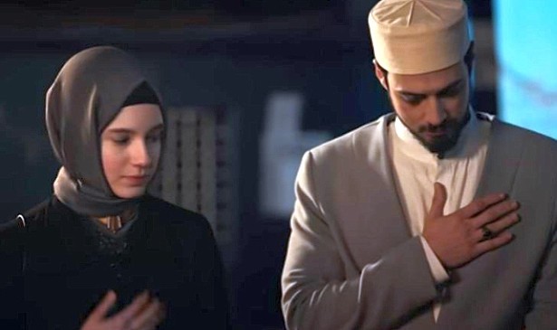 'Kızıl Goncalar'ın büyük finaline iki eski oyuncu geri dönüyor