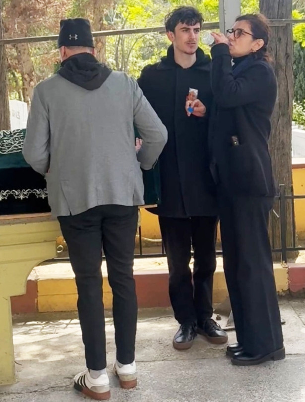 Ozan Güven eski eşini acı gününde yalnız bırakmadı