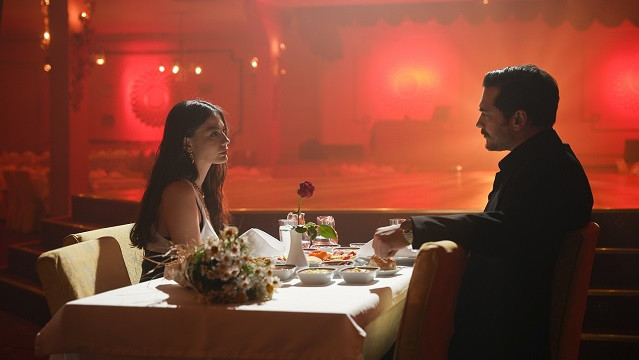 "Eşref Rüya" izleyicilere duygusal anlar yaşattı