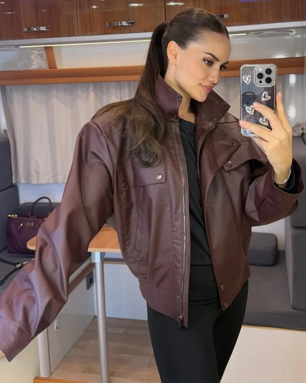 Fahriye Evcen yıllar sonra mezun olduğu üniversitede
