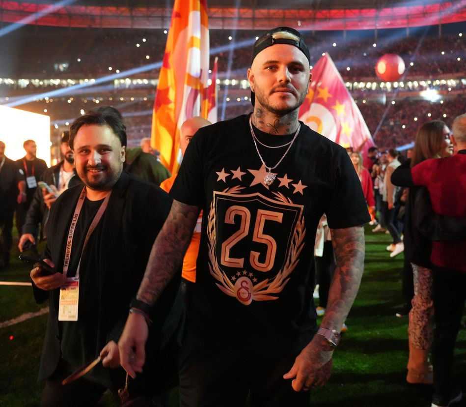 Icardi ve sevgilisinin şampiyonluk sevinci