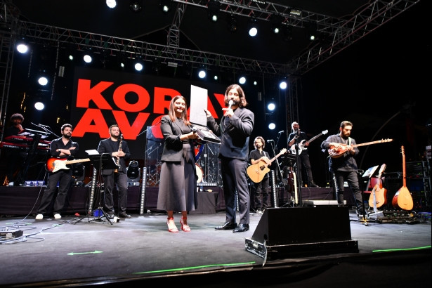Koray Avcı, Fethiye'de konser verdi