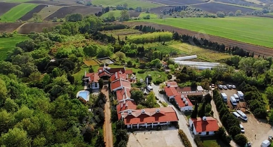 Ziyagil çiftliği satışa çıkarıldı