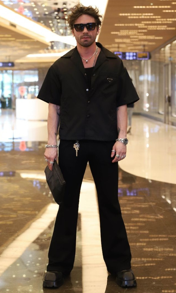 Tarık Emir Tekin'den sürpriz müzik atağı