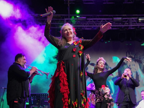 Suzan Kardeş Bi̇ri̇nci̇ Ata Kültür Festi̇vali̇’ni̇n Açılışını Yaptı!