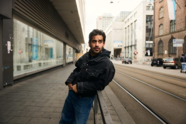 Sinem Ünsal "Uzak Şehir"den ayrılıyor mu?