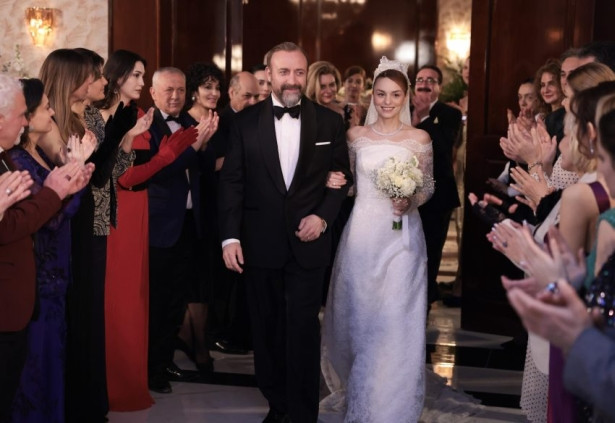 Nilperi Şahinkaya'dan 'Kral Kaybederse'ye veda