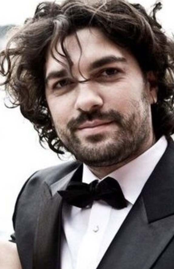 Hande Doğandemir, eski sevgilisine geri döndü - Resim : 2